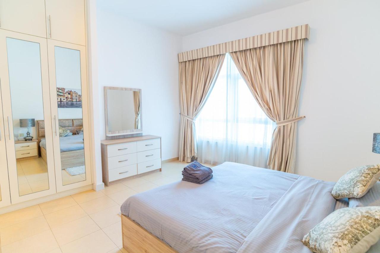 Luxury Escapes - Spacious 2Br Apt In The Heart Of Dubai Marina- Yacht Bay ภายนอก รูปภาพ